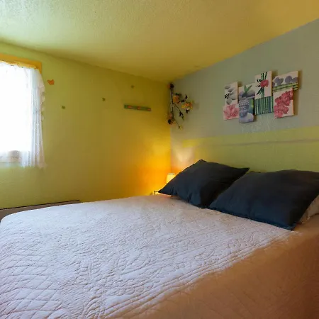 1 Bedroom And Mezzanine For 6 Agde